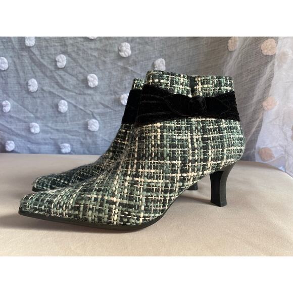 Chic Tweed & Velvet Ankle Boots - Size 7 - Picture 1 of 8
